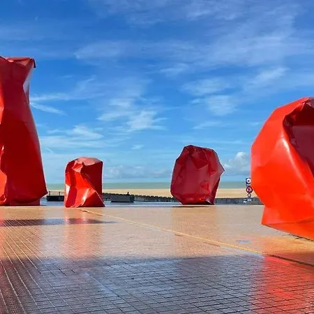 Queen - Luxe & House - 4, 3 Or 2 Bedrooms Nyaraló Ostende