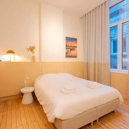 בית נופש Queen - Luxe & House - 4 Bedrooms אוסטנדה